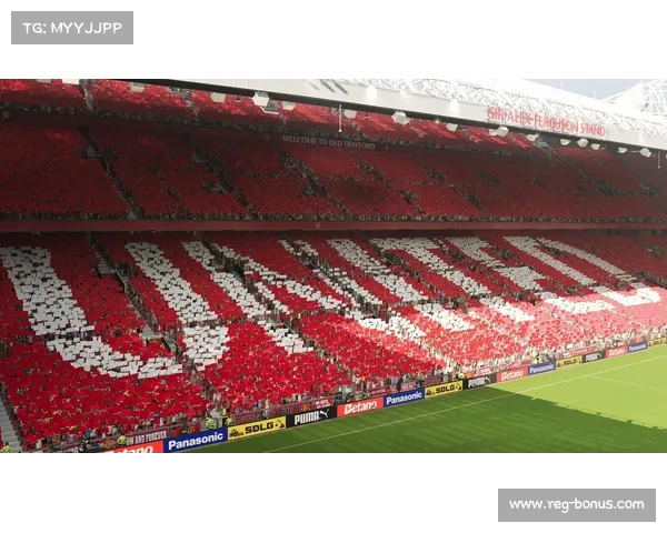 曼联202526赛季主场球衣发布 致敬老特拉福德传奇岁月 曼联202526赛季主场球衣发布 致敬老特拉福德传奇岁月