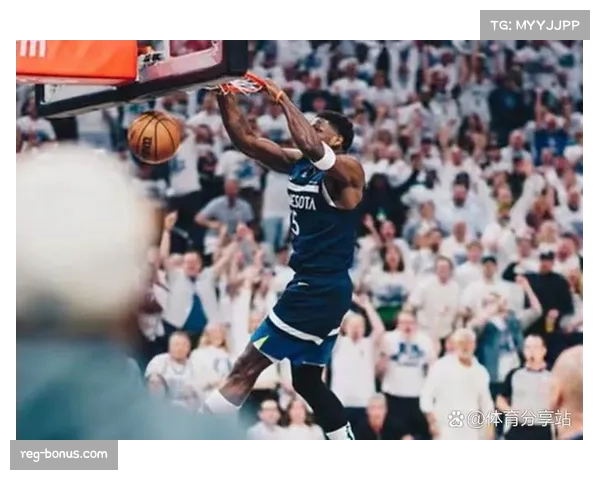 罗伯特威廉姆斯险遭重伤 兰德尔犯规升级警示安全