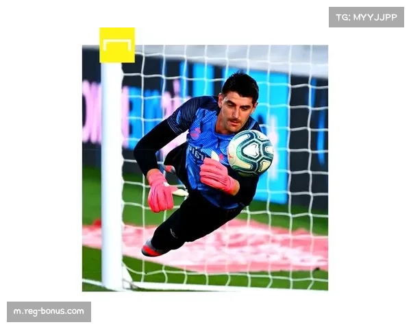 库尔图瓦多次神扑难掩整体防守漏洞 皇马门将面临巨大考验